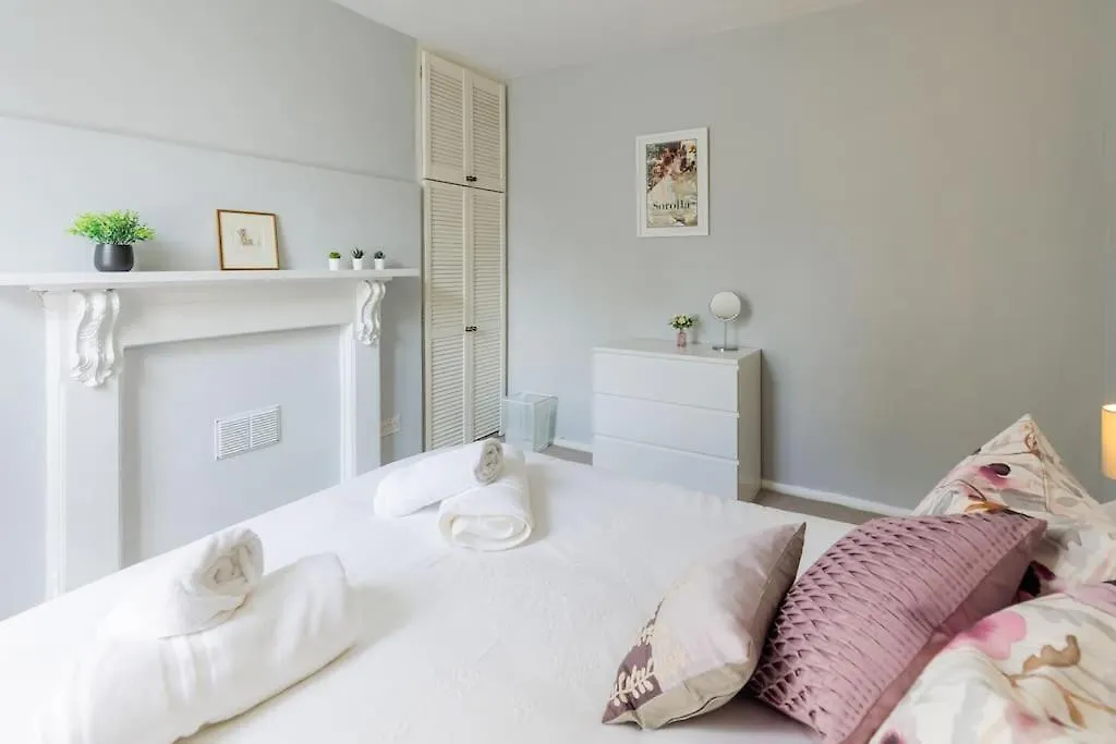 Stylish Period Maisonette Flat In Centre Of Bath United Kingdom