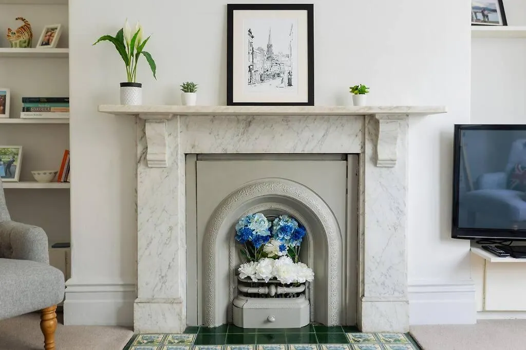 Apartment Stylish Period Maisonette Flat In Centre Of Bath